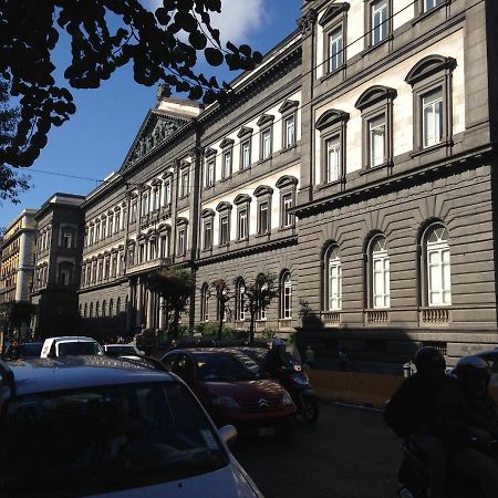 Vacanze Napoletane Naples Luaran gambar